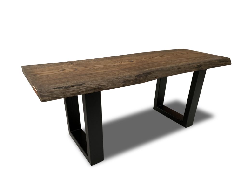 IMG_7276 Sort bænk en planke