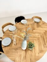 Rundt sildebensbord med udtræk til 1 stk tillægsplade - Ø140 cm - Billede 10